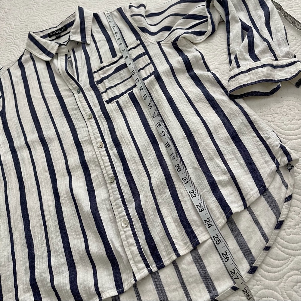 Velvet Heart Women’s Long Sleeve White and Navy Striped Button Down Shirt L - Picture 10 of 15